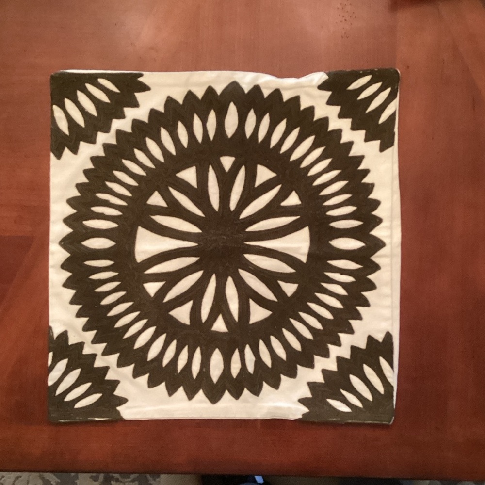 Pottery Barn Decorative Square Throw Pillow Cover with Bold Medallion